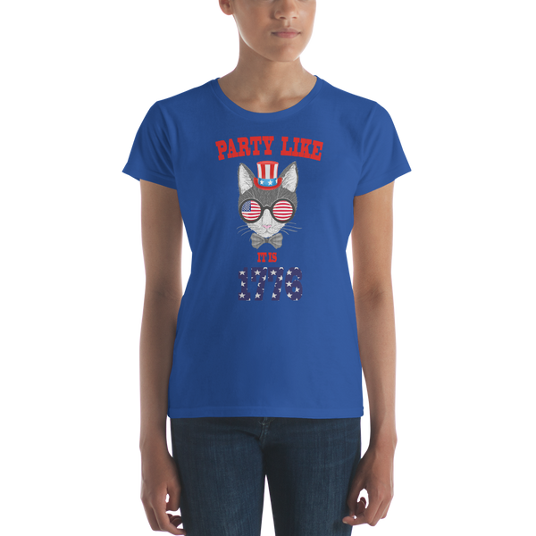 Party Cat With Hat & Sunnies Women's Tee